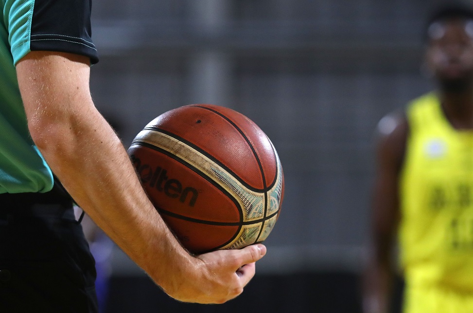 Αυτοί σφυρίζουν το ΑΕΚ – ΠΑΟΚ και Αρης – Παναθηναϊκός