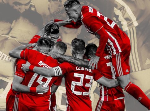 Όταν χτυπάει το κουδούνι, απλά ανοίγεις την πόρτα!