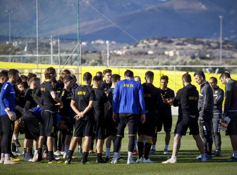 ΑΕΚ: Παρελθόν από το προπονητικό τιμ ο Κωτσής