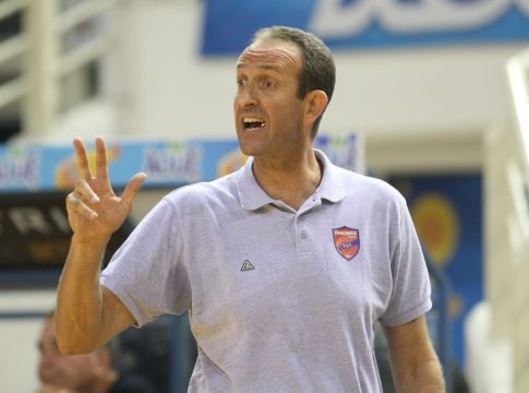 Χουγκάζ: «Φεύγω με την ελπίδα, οι παίκτες και ο κόσμος μας να απολαμβάνουν μόνο χαρές»