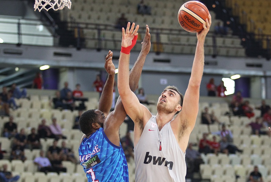 Μιλουτίνοφ: «Μάχη μέχρι τελικής πτώσεως»