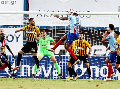 Τον «καθάρισε» η αφέλεια του, τον αποτελείωσε ο Κομίνης