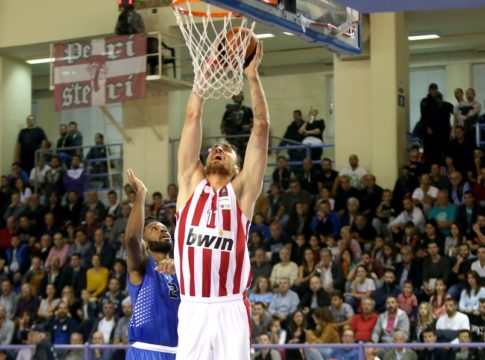 Ολυμπιακός: MVP ο Μιλουτίνοφ (pic)