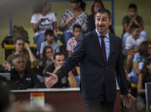 Μυκονιάτης: «Επρεπε να μείνουμε συγκεντρωμένοι»