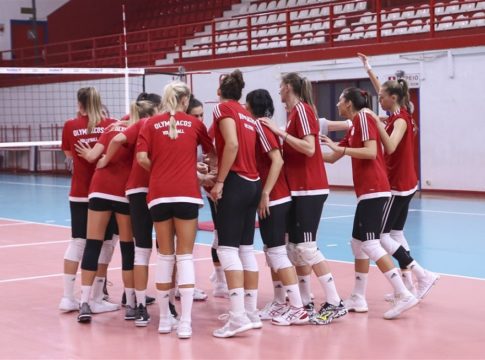 Ολυμπιακός: Φιλική νίκη επί της Ηλιούπολης με σούπερ Μέιφιλντ