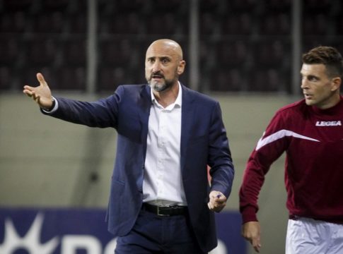 Φέστα: «Κάναμε εύκολα λάθη και τους δώσαμε το παιχνίδι»
