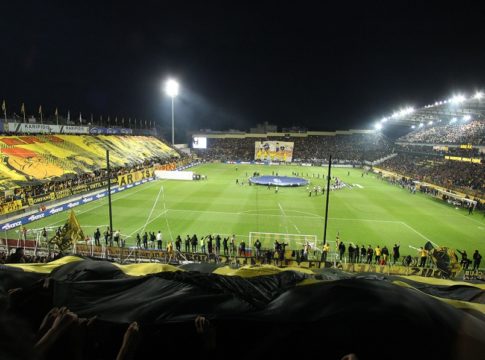 Αντί να βραβευτεί, κλήθηκε σε απολογία