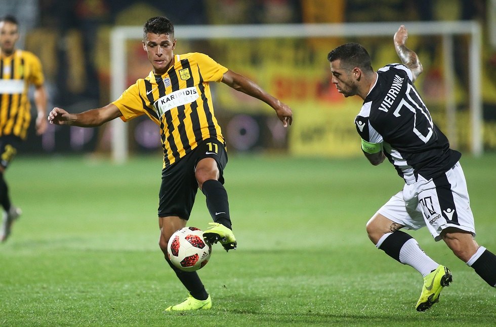 Η ανάρτηση Καρυπίδη με Ματέο (pic)