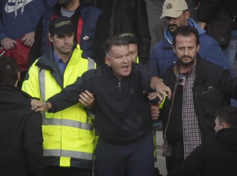 Επεισόδιο με Κούγια και οπαδούς στις κερκίδες! (pics)