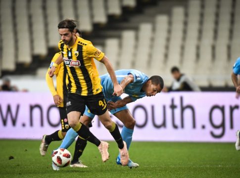 ΑΕΚ: Η συγκινητική στήριξη του Οικονόμου στον νεαρό Μπάμπη (pics)