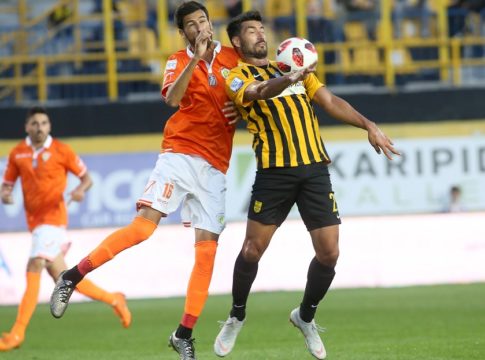 LIVE: Άρης – Αήττητος Σπάτων 2-1 (Τελικό)