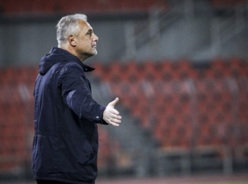 Βοσνιάδης: «Συγνώμη από τον κόσμο, πρέπει να σταθούμε στα πόδια μας»