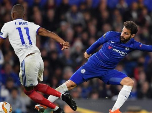 Ματιές της Ατλέτικο στον Φάμπρεγκας