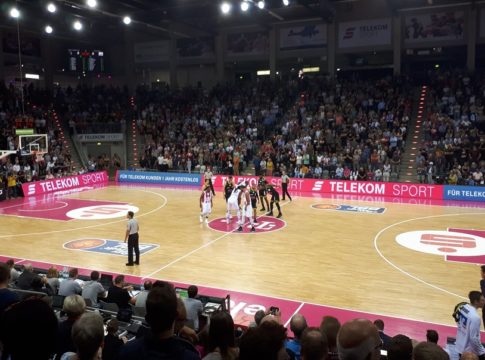 Κέρδισε την Μπαϊρότ και έρχεται στη Θεσσαλονίκη η Βόννη