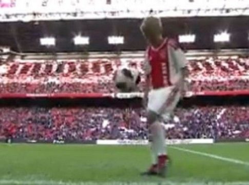 Πιτσιρίκι του Άγιαξ τρέλανε την «Γιόχαν Κρόιφ Αρένα»