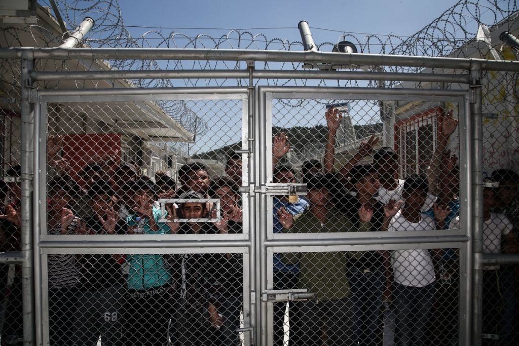 Συνεχίζεται η προσπάθεια αποσυμφόρησης της Μόριας