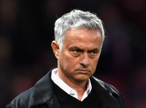 Διαψεύδει τα σενάρια επιστροφής στη Ρεάλ ο Μουρίνιο