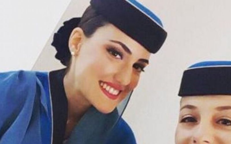 Ελληνίδα αεροσυνοδός περιγράφει πώς είναι να δουλεύεις για τον Σουλτάνου του Ομάν