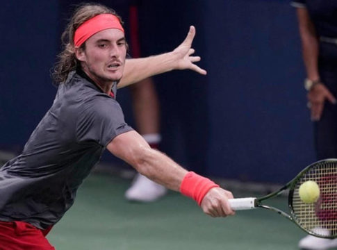 Νίκη του Τσιτσιπά στο διπλό στο Παρίσι