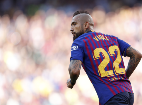 Αποδοκιμασίες στον Βιδάλ από τους οπαδούς της Μπαρτσελόνα (vid)