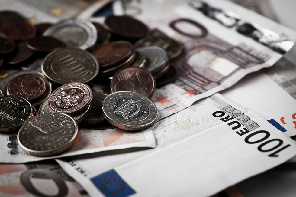 Κοινωνικό μέρισμα: 800 εκατομμύρια θα μοιραστούν τον Δεκέμβριο