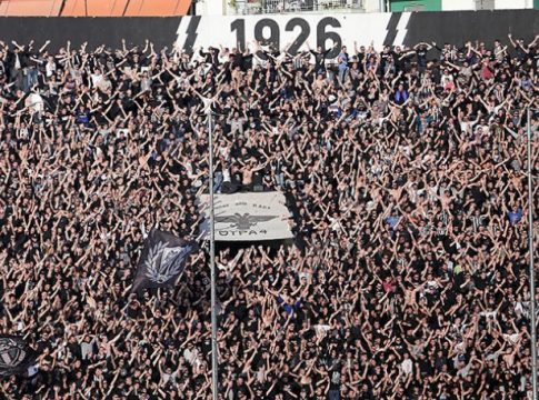 Θύρα 4: «Ούτε πάνω από το πτώμα μας η Εθνική στην Τούμπα!»