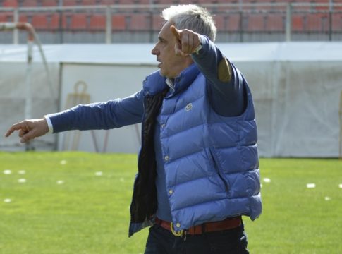 Τέλος ο Παπαδόπουλος από τον Αήττητο Σπάτων, ανέλαβε ο Χαραλαμπίδης