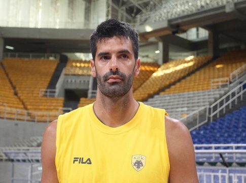 Ο Σάκοτα 7ος μπλοκέρ στην ιστορία της ΑΕΚ