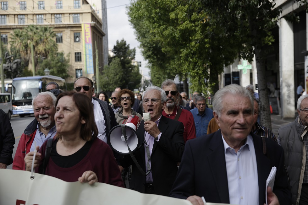 Απόφαση «σταθμός» για τα αναδρομικά των συνταξιούχων – Μπήκαν ήδη χρήματα σε λογαριασμούς