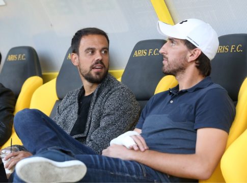 Με νάρθηκα στο χέρι ακόμα ο Κουέστα