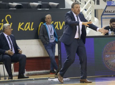 Η φάση της αποβολής του Ηλία Παπαθεοδώρου (vid)
