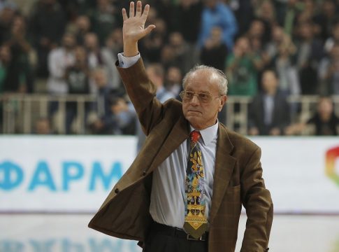 Θανάσης Γιαννακόπουλος: «Δεν περίμενα τόσο κακό τον Ολυμπιακό»