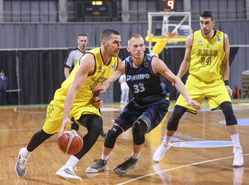 Θλάση ο Μποχωρίδης, χάνει την Λέφσκι και «τρέχει» να προλάβει τον ΠΑΟΚ