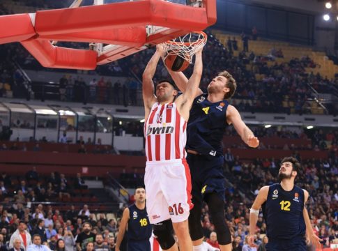 Γκος πασάρει, Παπανικολάου καρφώνει! (vid)
