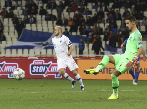 Ο Λουντ ζήτησε και πήρε την φανέλα του Βλαχοδήμου!