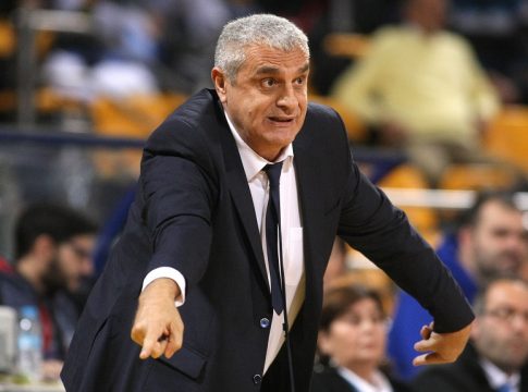 Πεδουλάκης: «Ηταν φάουλ του Λάκι Τζόουνς»