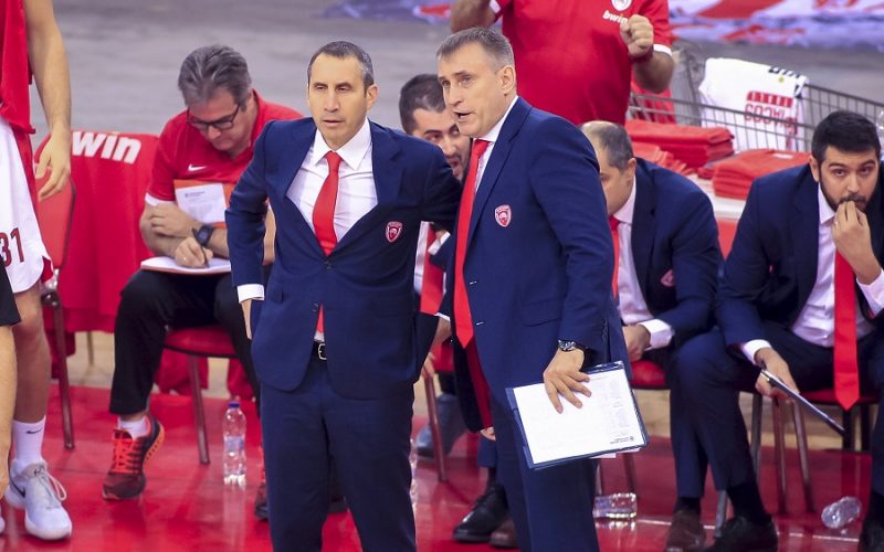 Η σωστή κατεύθυνση του Μπλατ και η… Μισέλ Ομπάμα