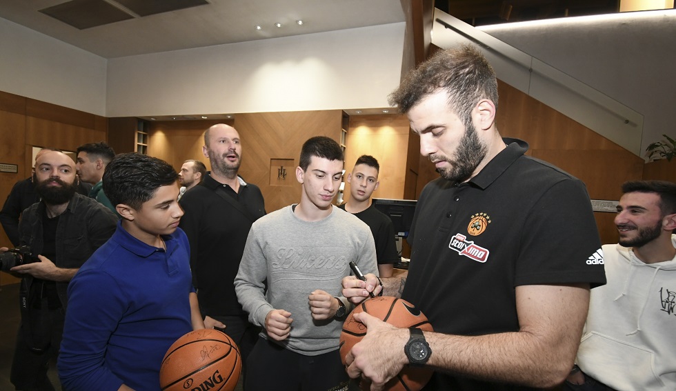 Λατρεία για τον Παναθηναϊκό στη Βιτόρια (pics)