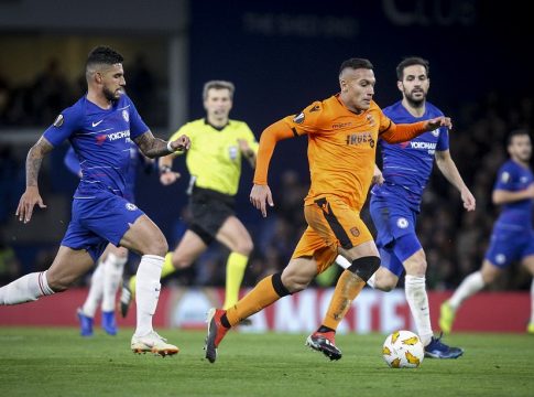 ΠΑΟΚ : Φεύγει ένα πόδι του τραπεζιού και πέφτουν τα πιάτα