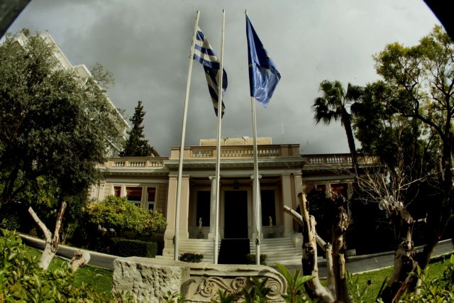 Διπλό ναυάγιο σε δύο θέματα – φωτιά φοβάται το Μέγαρο Μαξίμου | to10.gr Διπλό ναυάγιο σε δύο θέματα – φωτιά φοβάται το Μέγαρο Μαξίμου | to10.gr
