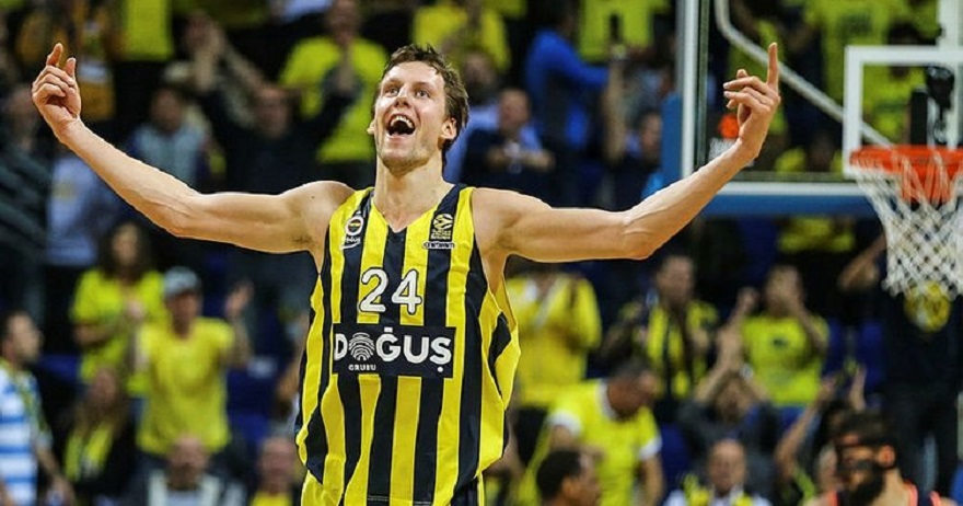 Το αφιέρωμα της Euroleague στον MVP Βέσελι (vid)