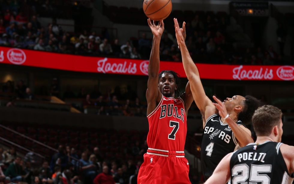 Με νίκες προχώρησαν Τίμπεργουλβς και Σπερς