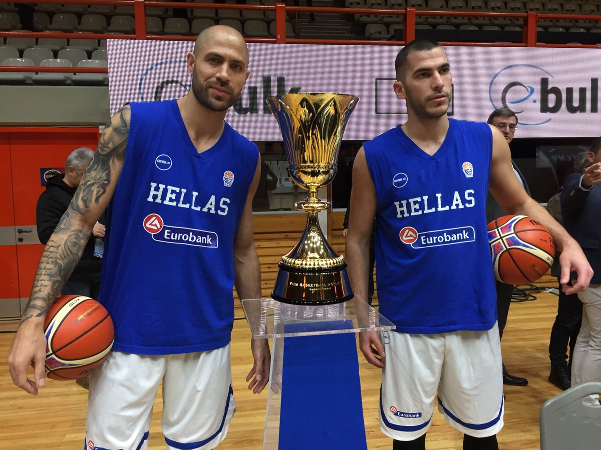 Το τρόπαιο του World Cup 2019 στην Πάτρα (pics)