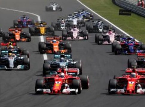 Formula 1: O Χάμιλτον και οι μηχανικοί του είχαν μια άτυχη στιγμή (vid)