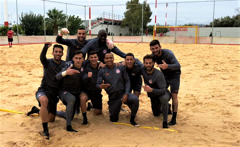 Ποιο κρύο; Στο Ρέντη έπαιξαν Beach soccer!