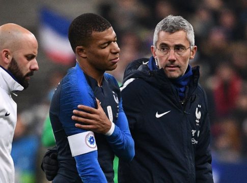 Τραυματίστηκαν Νεϊμάρ και Μπαπέ μία εβδομάδα πριν τη Λίβερπουλ