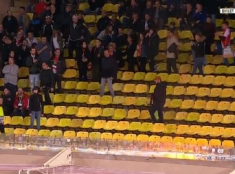 Φωτιά στις κερκίδες από τους οπαδούς της Μονακό (vid)
