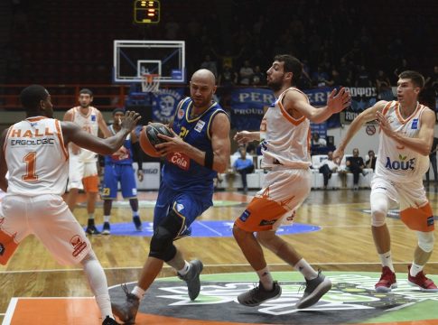 Βασιλόπουλος: «Μία από τις πιο επικίνδυνες ομάδες το Λαύριο»