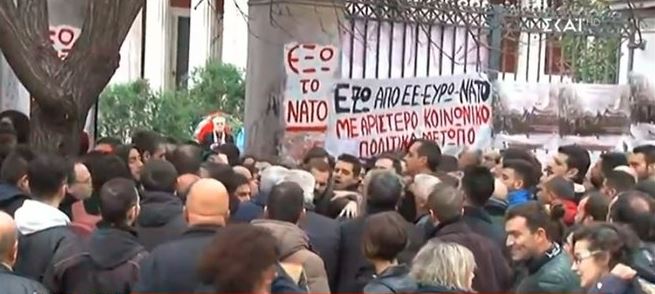 Προπηλάκισαν Σκουρλέτη, Τόσκα, Ρήγα, Φίλη και Δρίτσα στο Πολυτεχνείο