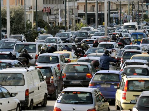 Δημοπρασία οχημάτων: Στο σφυρί αυτοκίνητα από 400 ευρώ